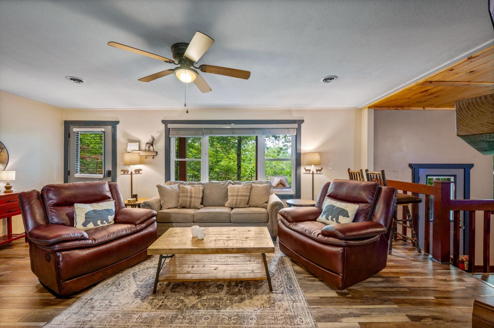 Beautiful Chalet With Fireplace And Large Game Room Gatlinburg Exteriér fotografie