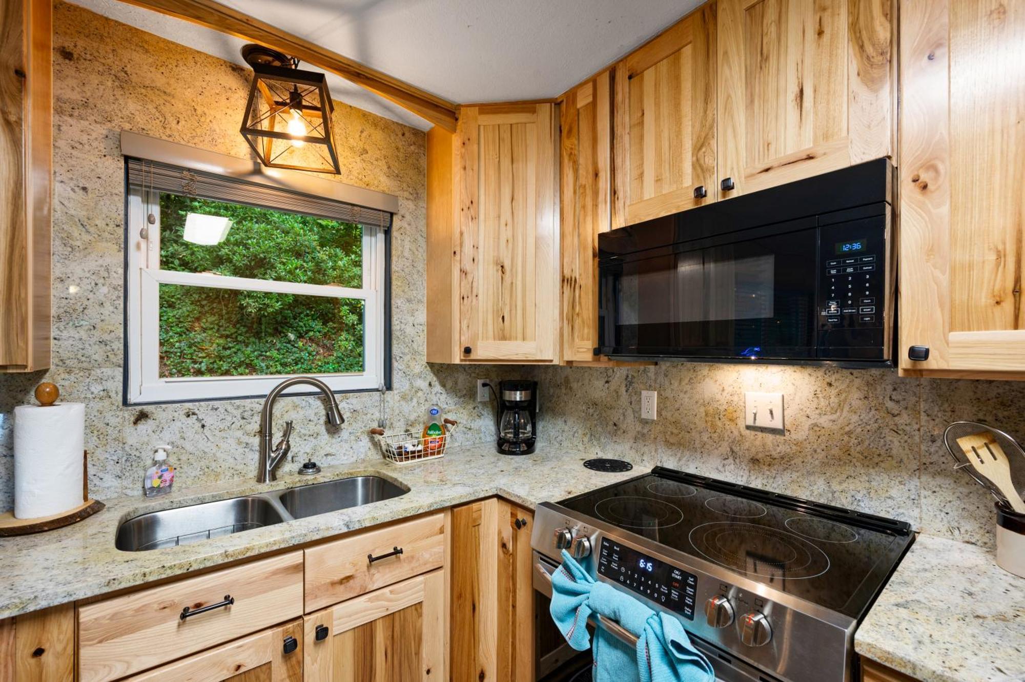 Beautiful Chalet With Fireplace And Large Game Room Gatlinburg Exteriér fotografie